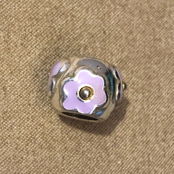 Brighton Jewelry - Brighton daisy bead in lavender